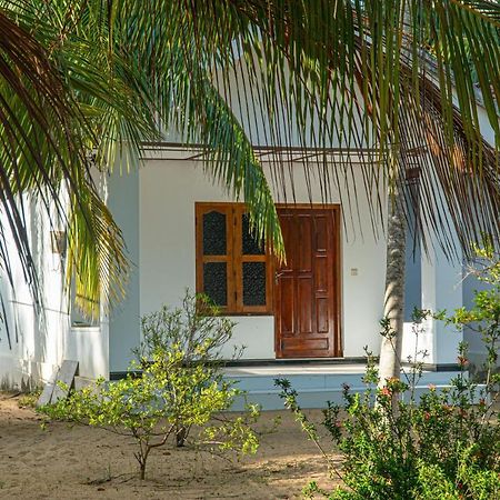 Hotel Surf & Yoga Arugam Bay Exterior foto