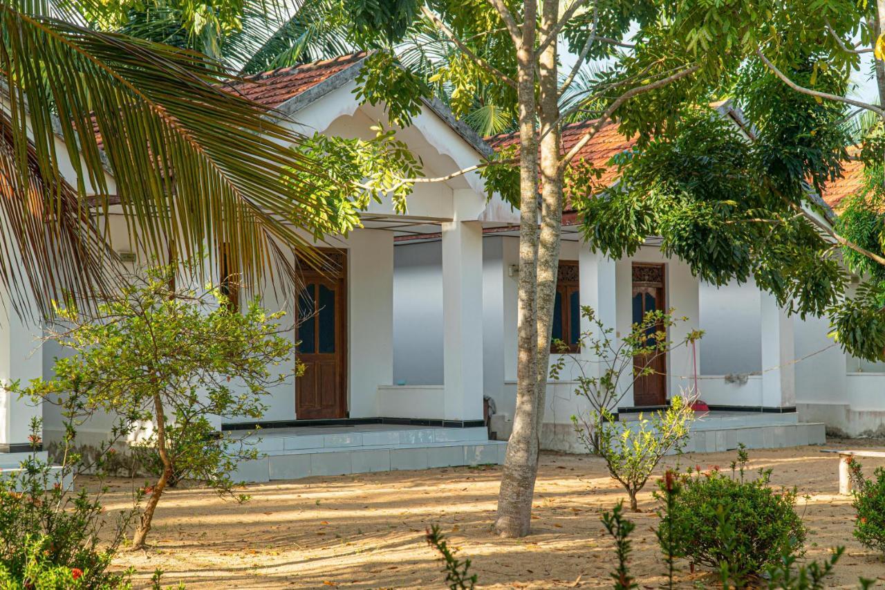Hotel Surf & Yoga Arugam Bay Exterior foto