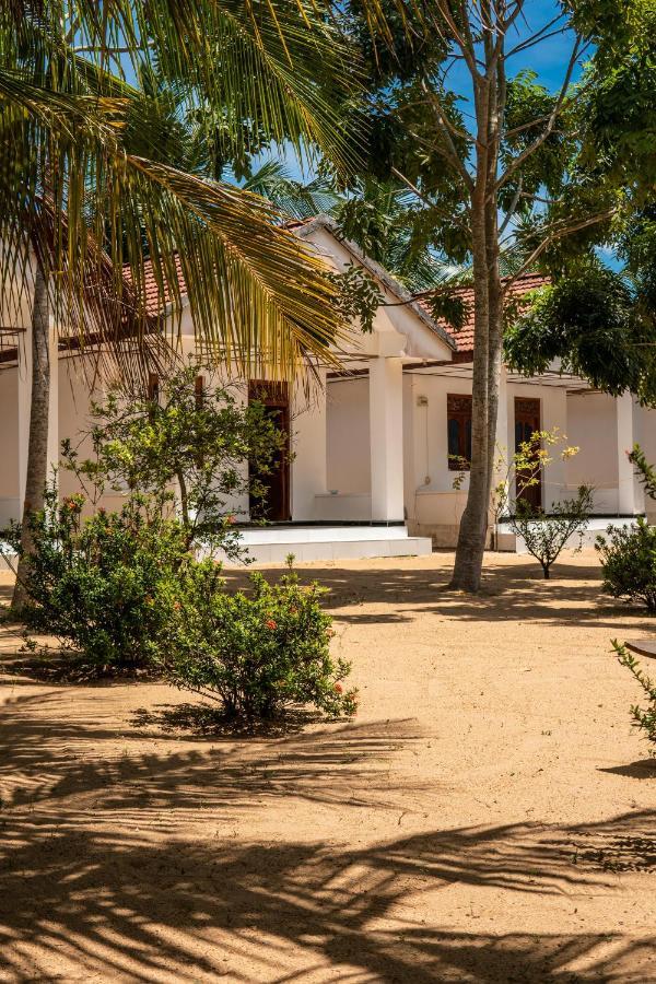 Hotel Surf & Yoga Arugam Bay Exterior foto
